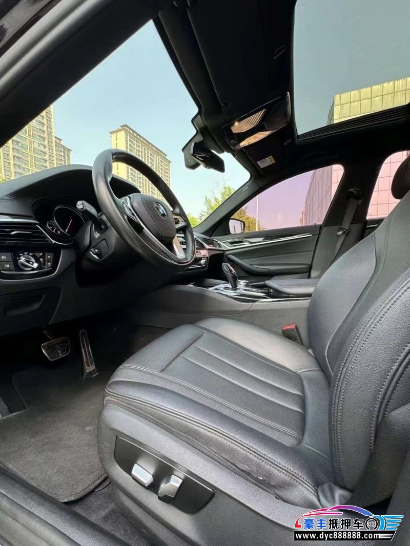 19年宝马5系轿车抵押车出售