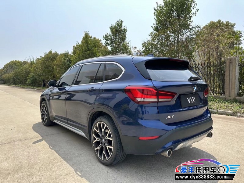 20年宝马X1轿车抵押车出售