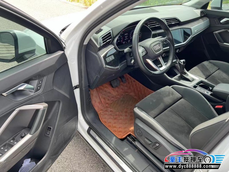 20年奥迪Q3轿车抵押车出售