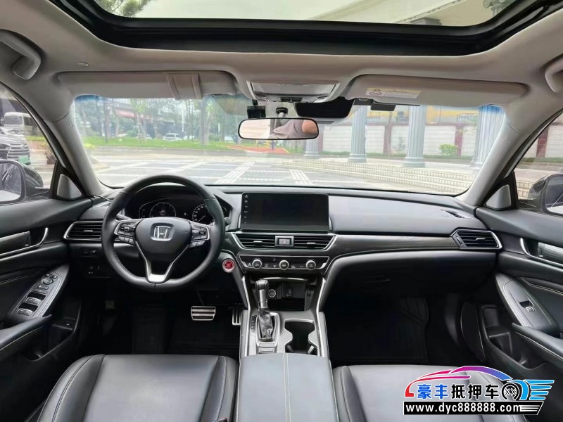 22年本田雅阁轿车抵押车出售