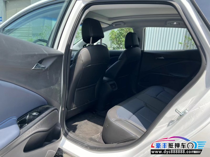 24年别克微蓝轿车抵押车出售