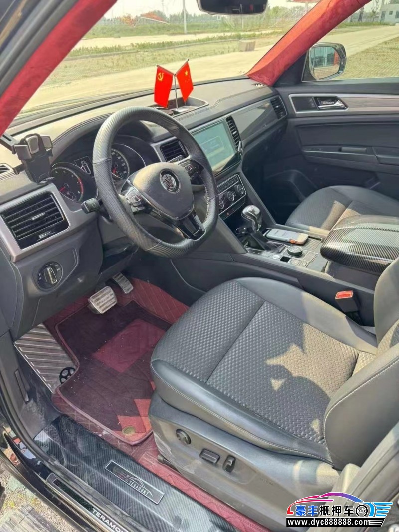 18年大众途昂轿车抵押车出售