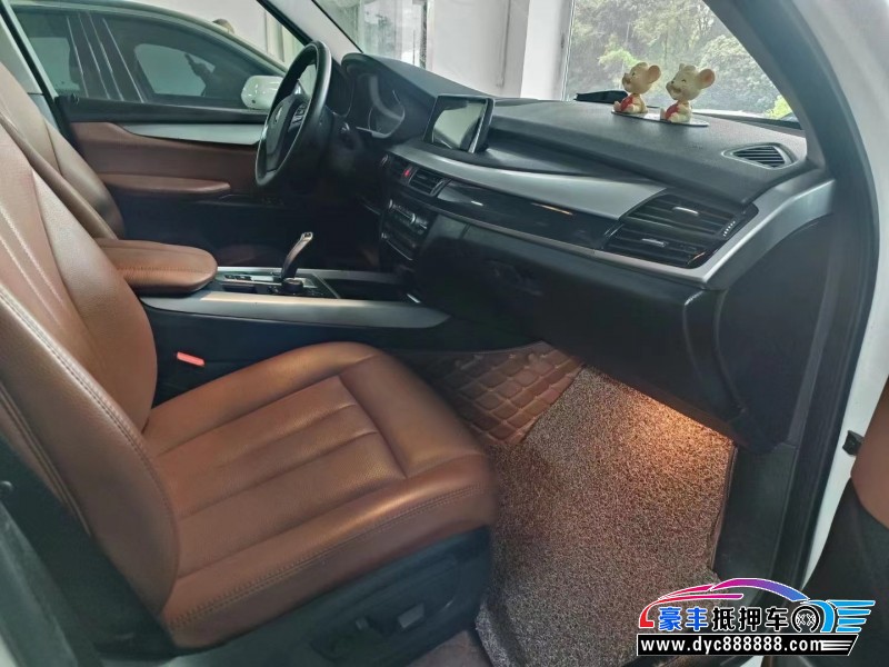 18年宝马X5轿车抵押车出售