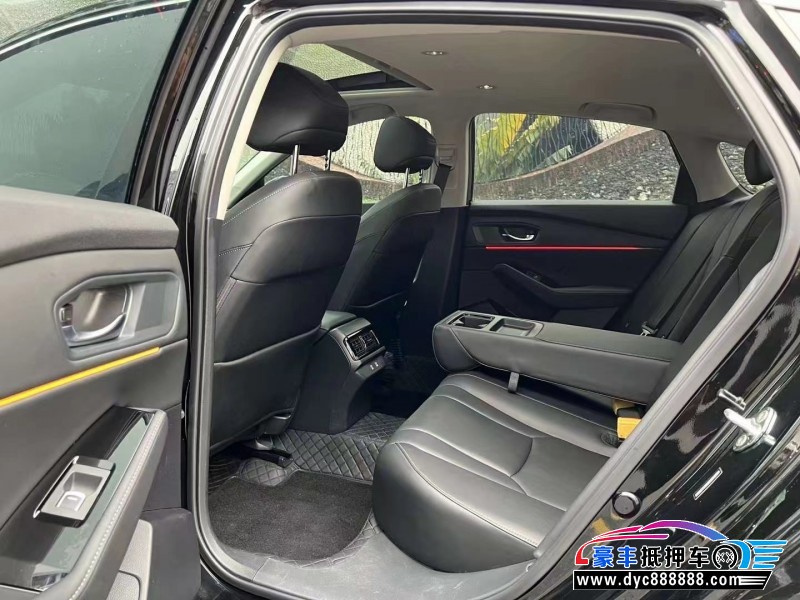 23年本田雅阁轿车抵押车出售