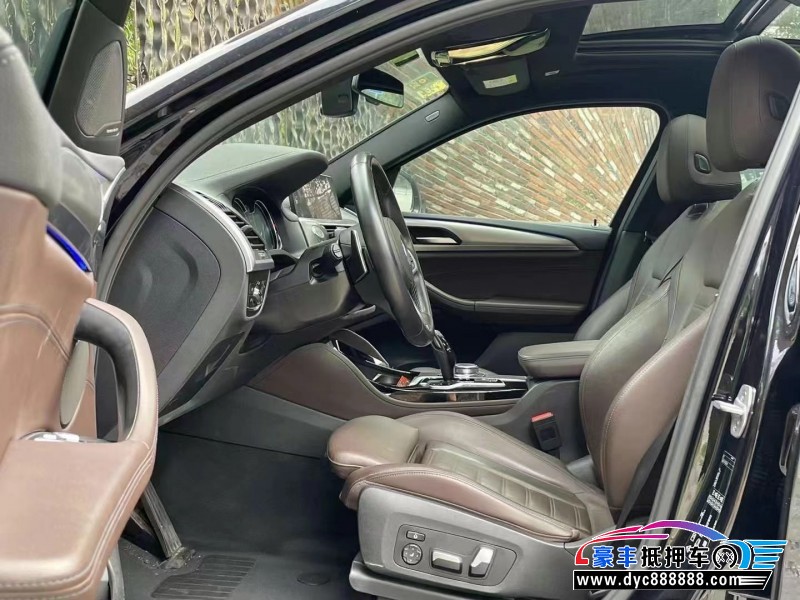 19年宝马X4轿车抵押车出售