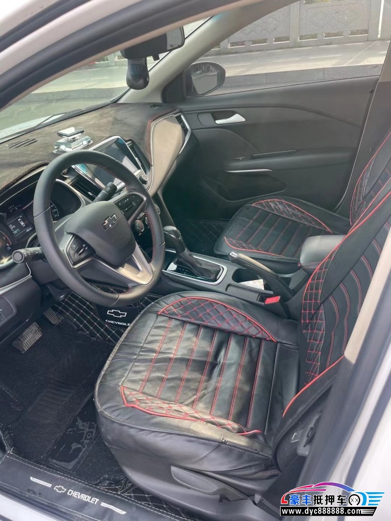 20年雪佛兰科鲁泽轿车抵押车出售