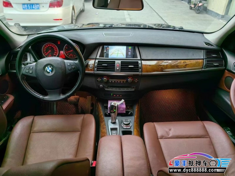 14年宝马X5轿车抵押车出售