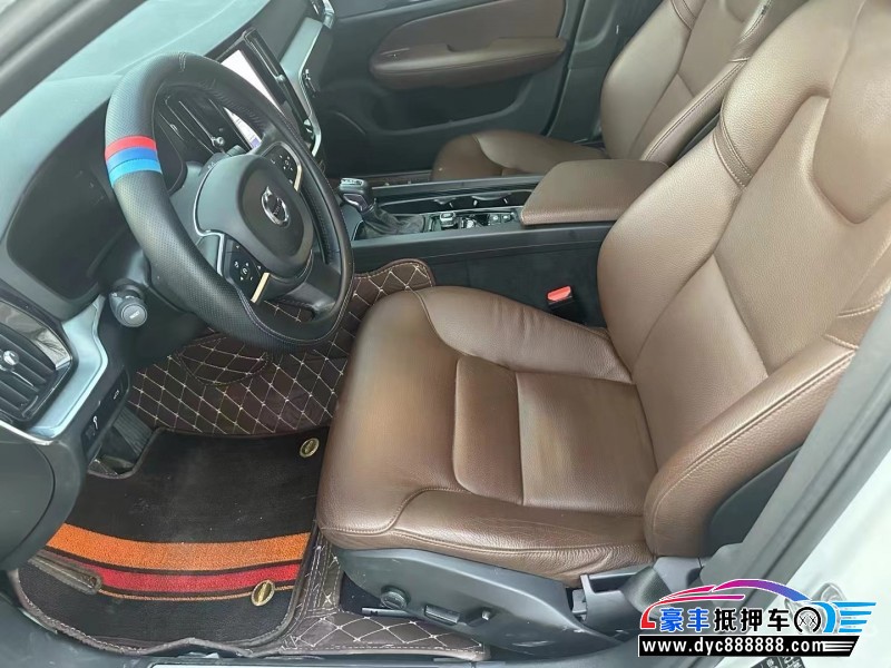 21年沃尔沃S60轿车抵押车出售