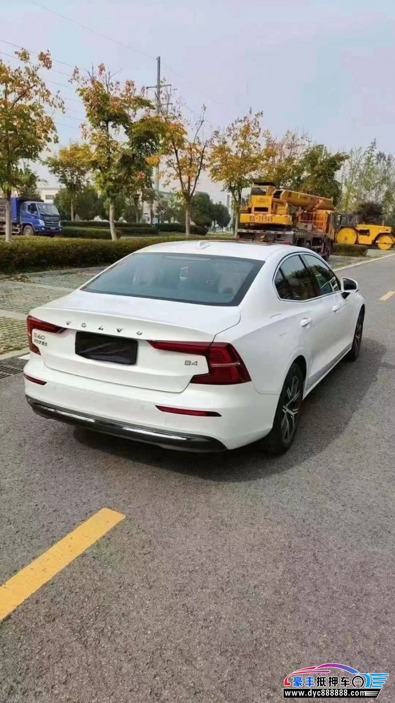 23年沃尔沃S60轿车抵押车出售