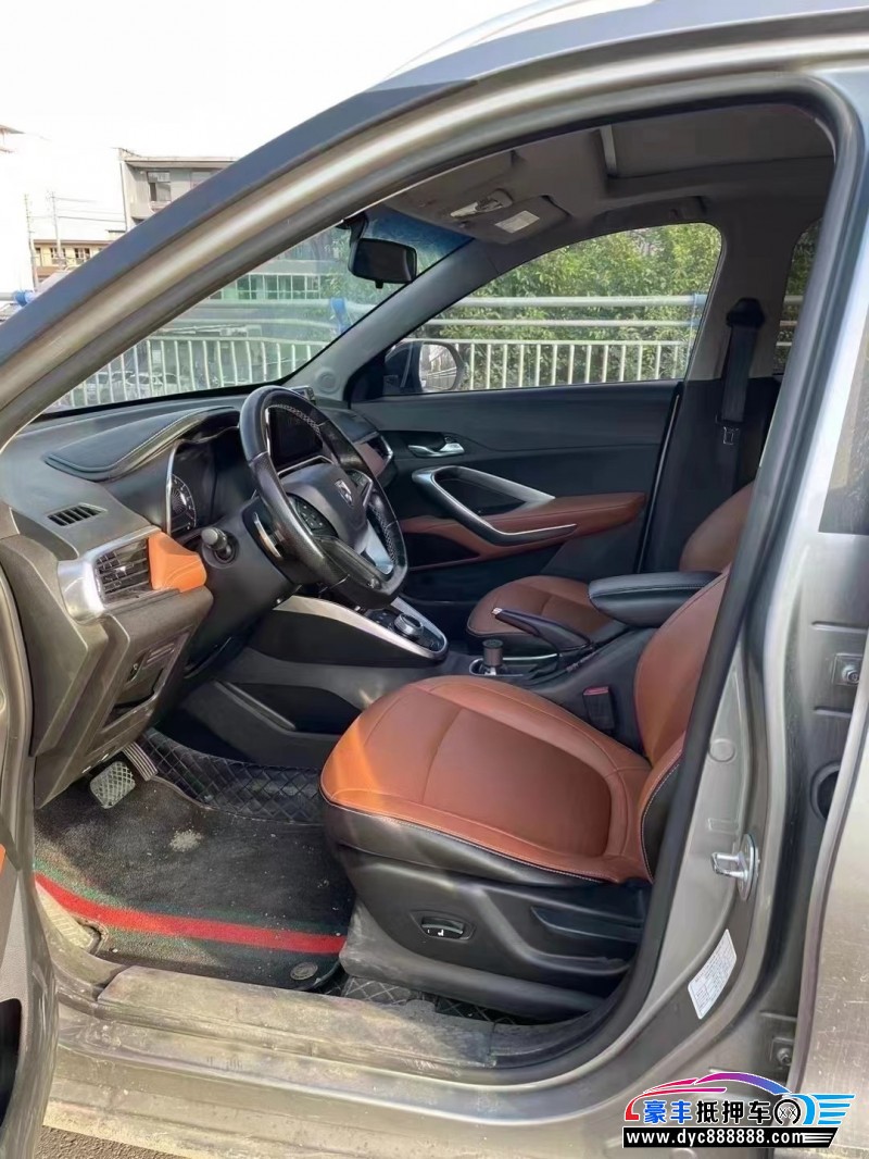 18年宝骏510轿车抵押车出售