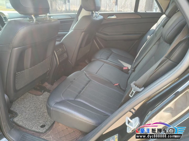 17年奔驰GLE轿车抵押车出售