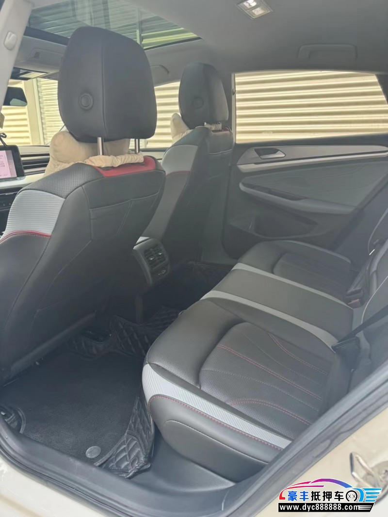 22年大众凌渡轿车抵押车出售