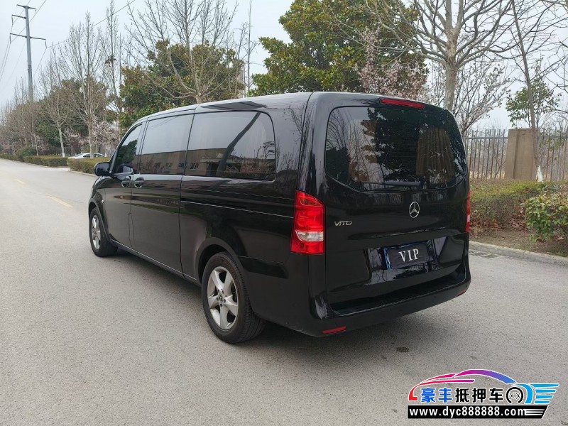 19年奔驰威霆轿车抵押车出售