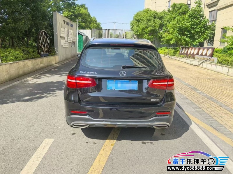 19年奔驰GLC轿车抵押车出售