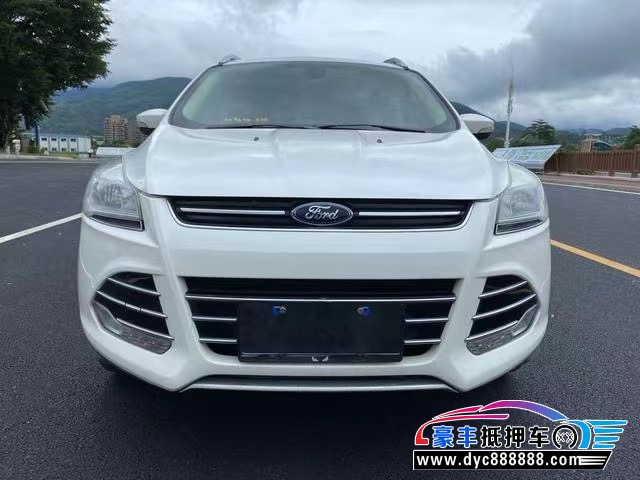 15年福特翼虎轿车抵押车出售