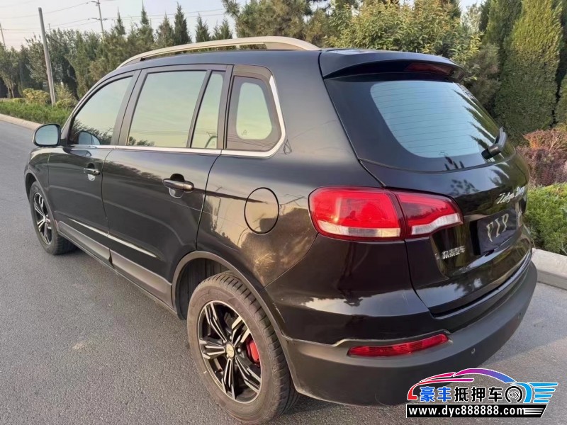 17年众泰大迈X5轿车抵押车出售