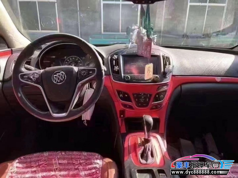 15年别克君威轿车抵押车出售