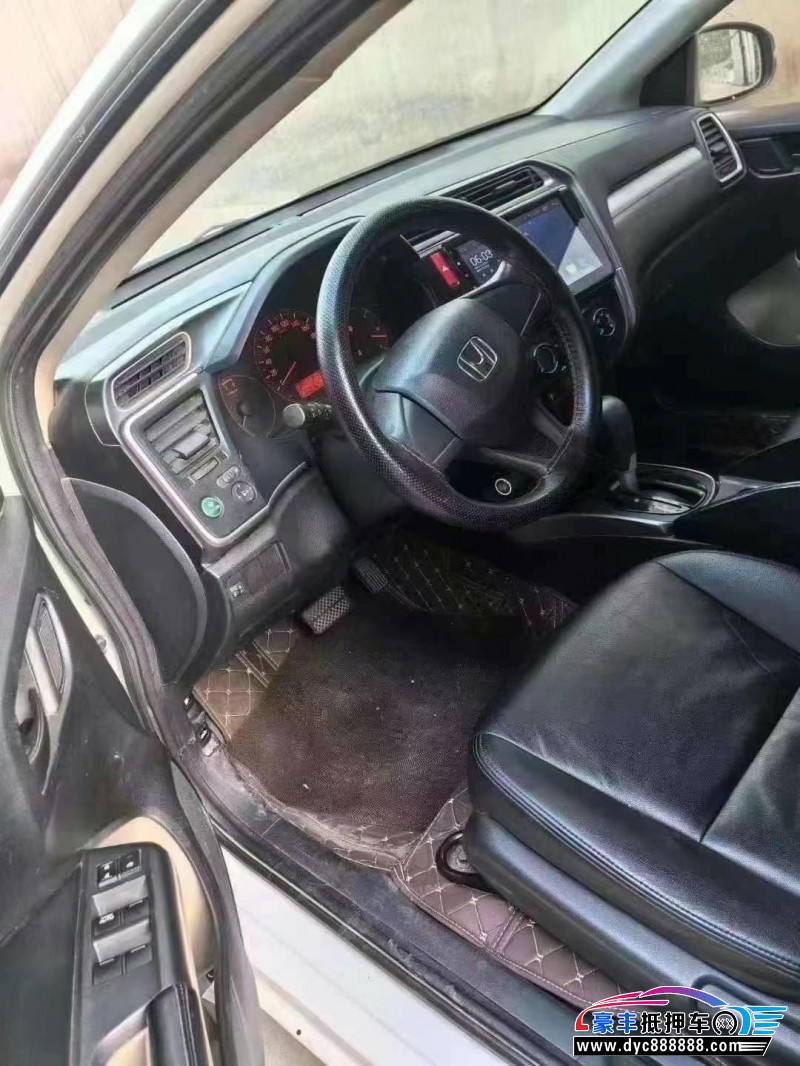 16年本田哥瑞轿车抵押车出售