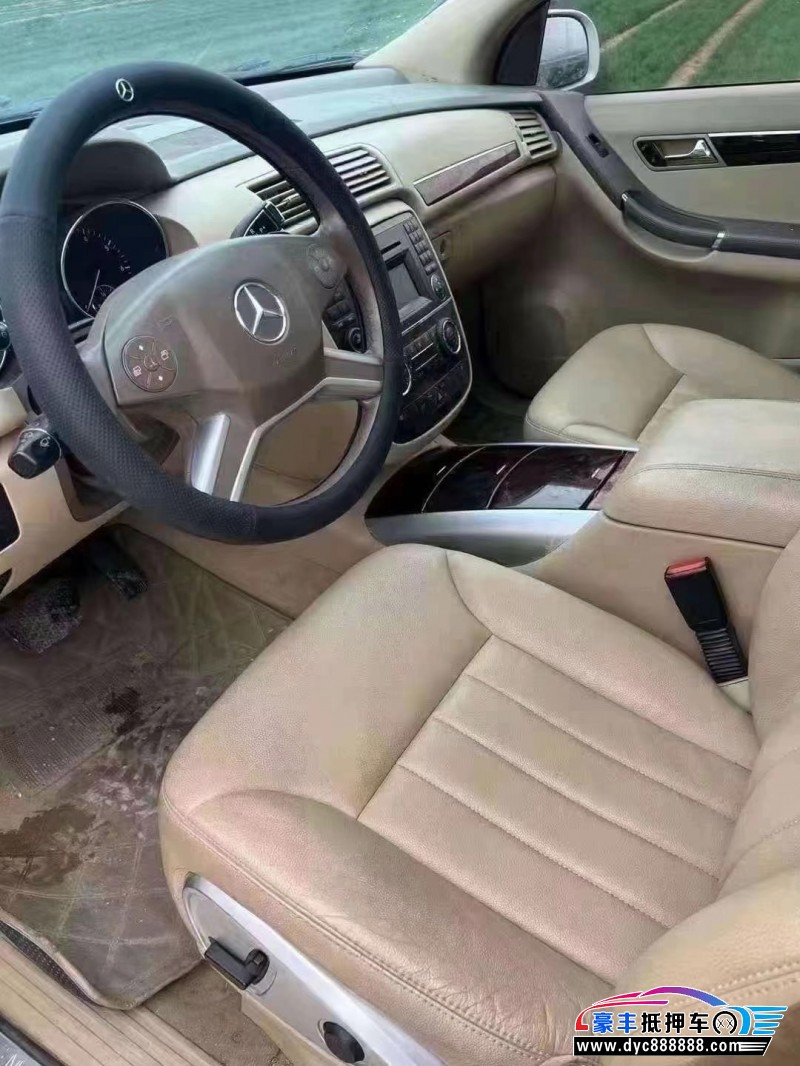 10年奔驰R轿车抵押车出售