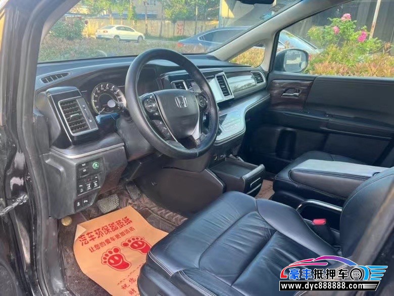 18年本田艾力绅轿车抵押车出售