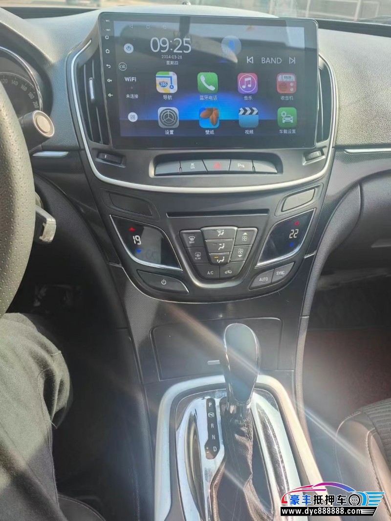 15年别克君威轿车抵押车出售