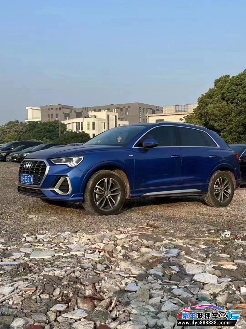 21年奥迪Q3轿车抵押车出售