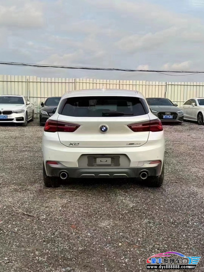 21年宝马X2轿车抵押车出售