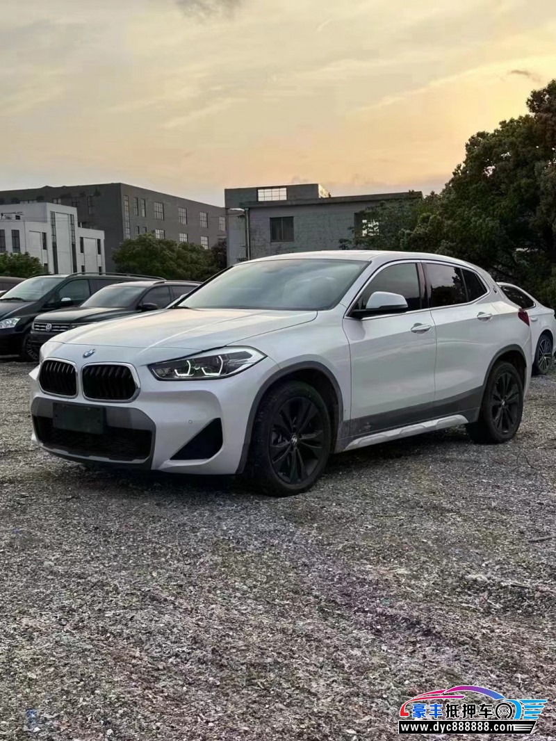 21年宝马X2轿车抵押车出售