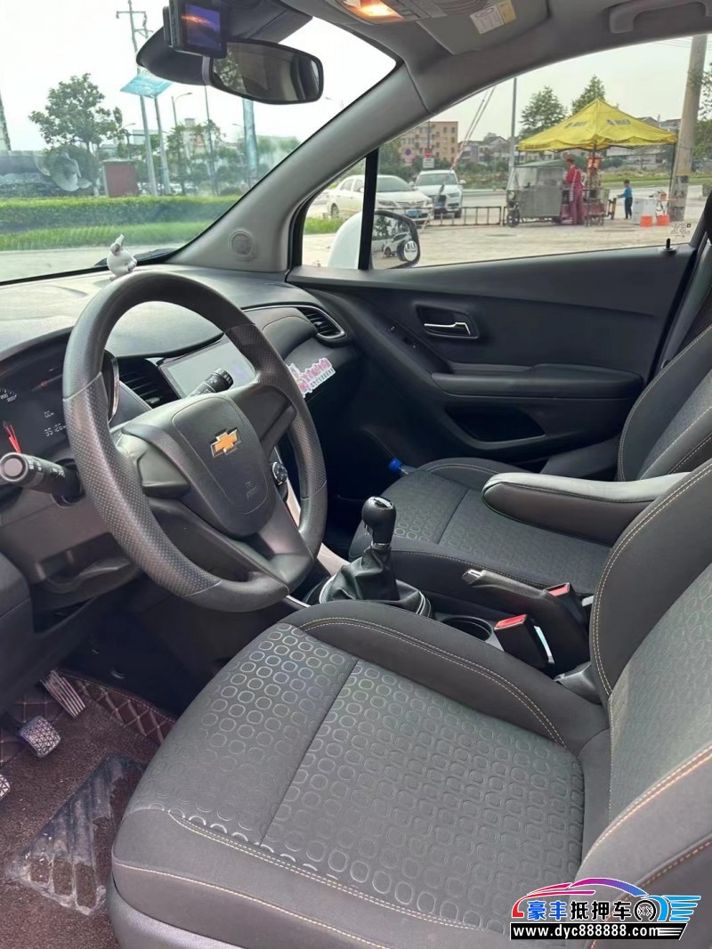 19年雪佛兰创酷轿车抵押车出售