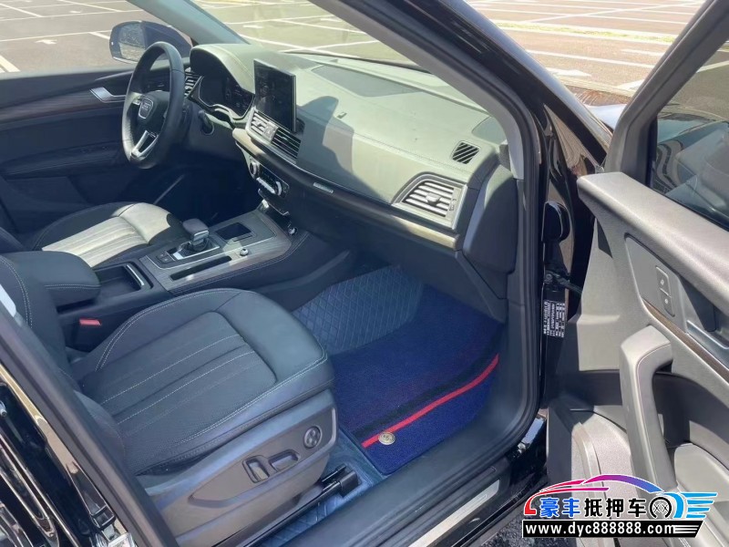 23年奥迪Q5轿车抵押车出售