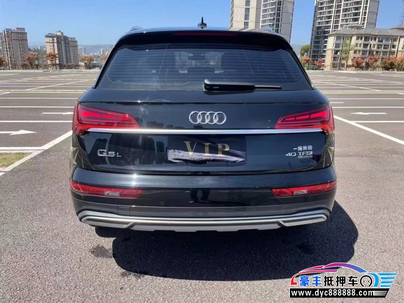 23年奥迪Q5轿车抵押车出售