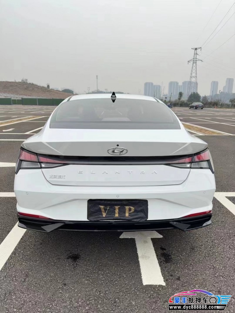 22年现代伊兰特轿车抵押车出售