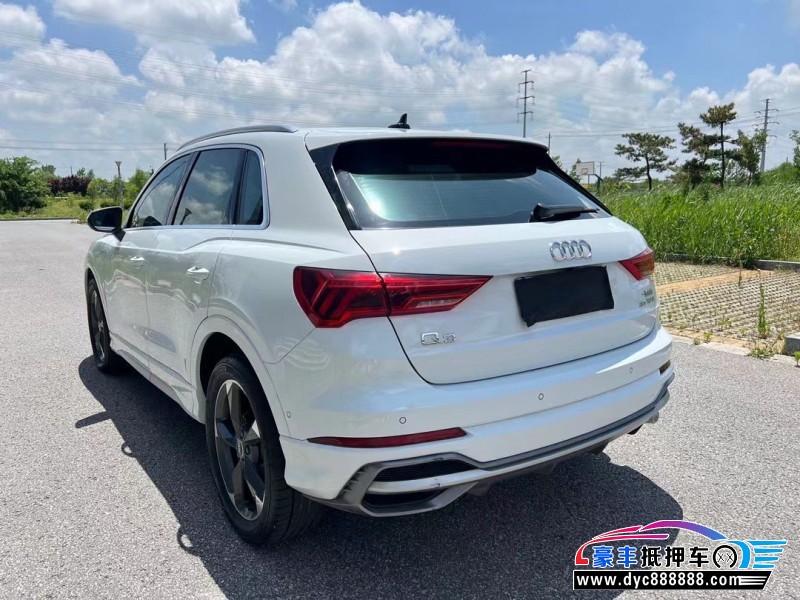 22年奥迪Q3轿车抵押车出售