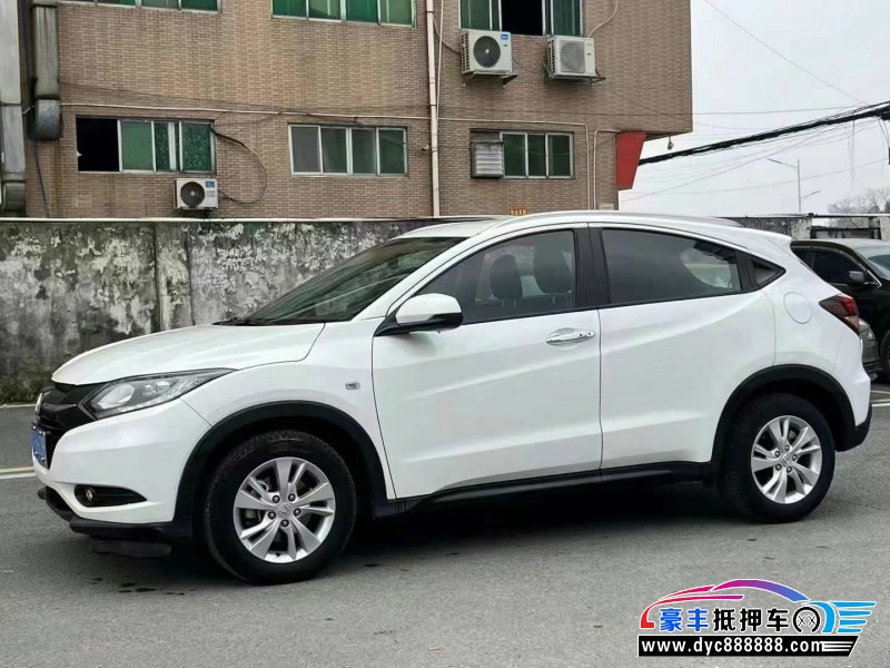 19年本田缤智轿车抵押车出售