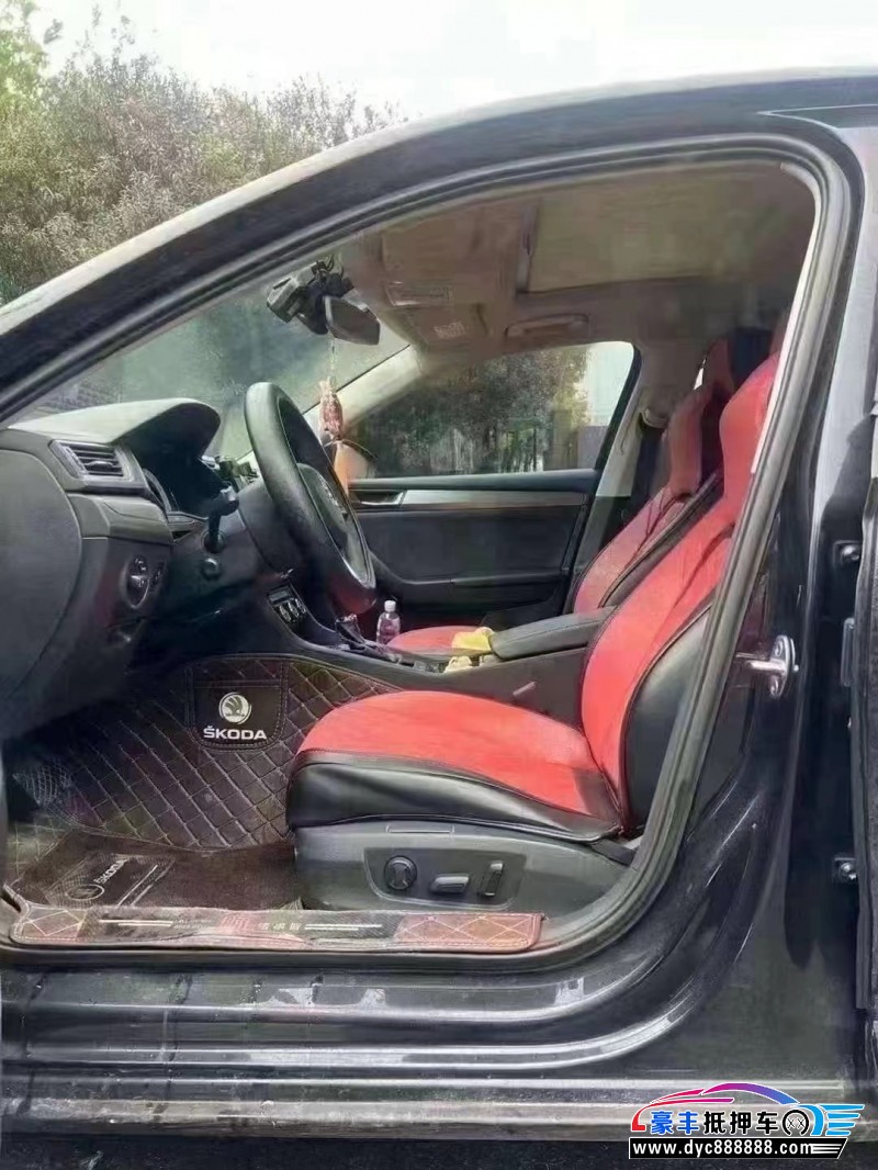 19年斯柯达速派轿车抵押车出售