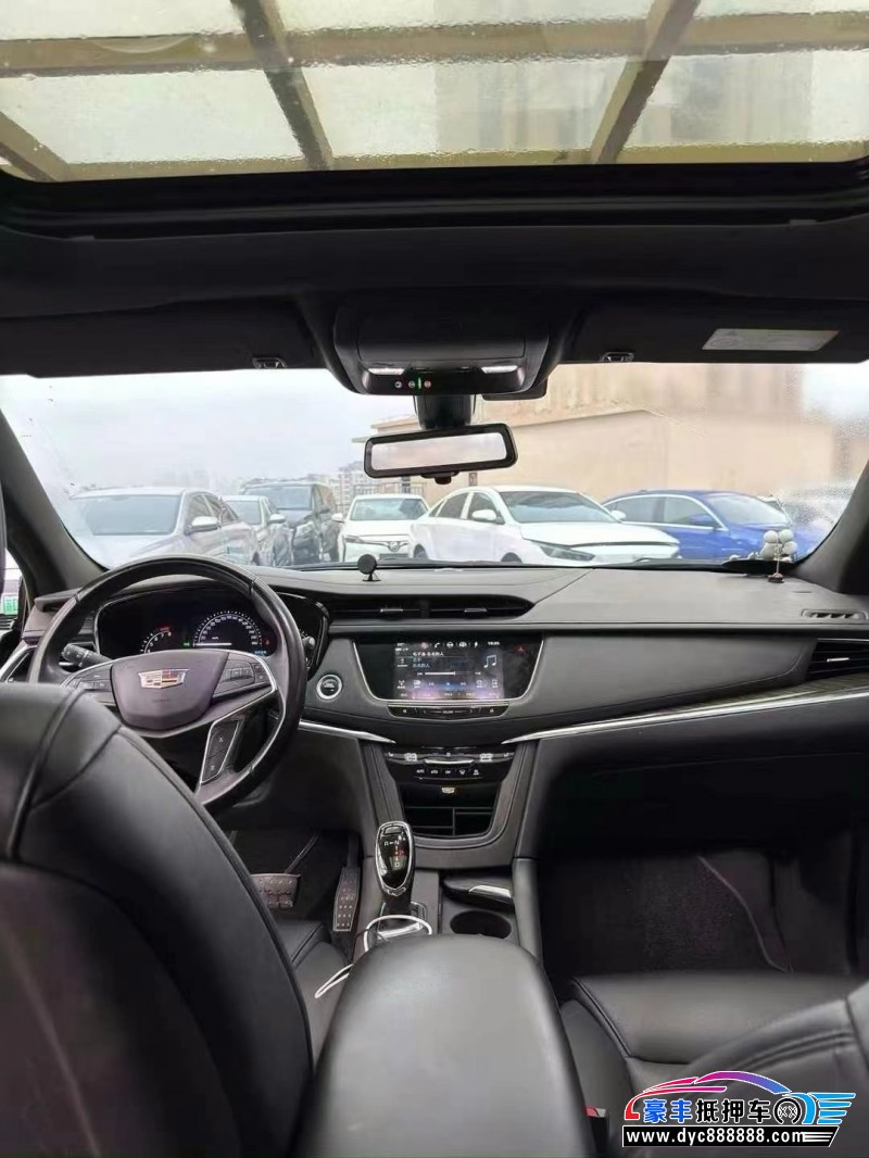 19年凯迪拉克XT5轿车抵押车出售
