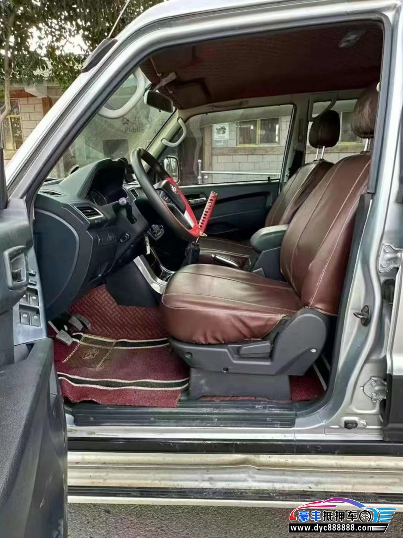 17年猎豹汽车Q6轿车抵押车出售