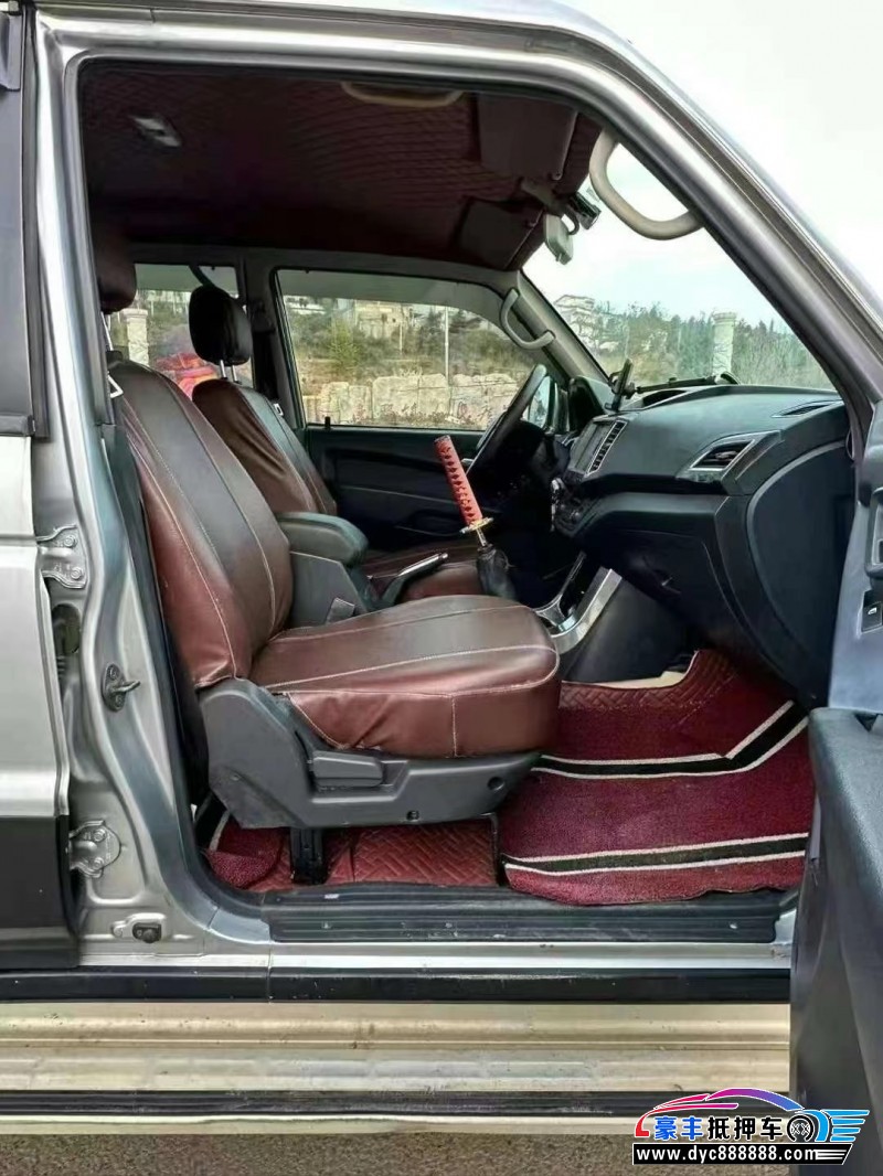 17年猎豹汽车Q6轿车抵押车出售