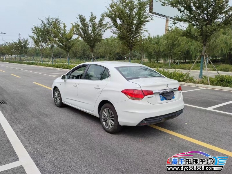 16年雪铁龙C4轿车抵押车出售