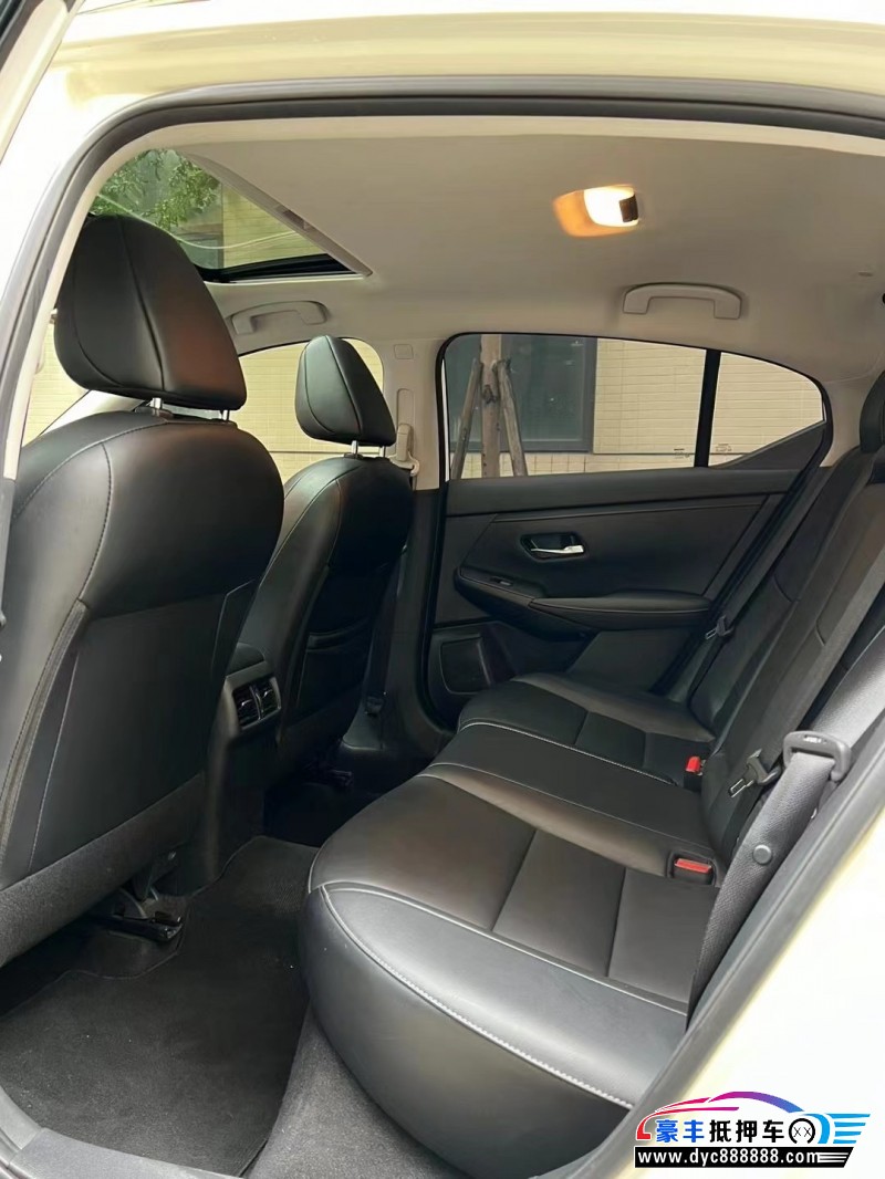 21年日产轩逸轿车抵押车出售