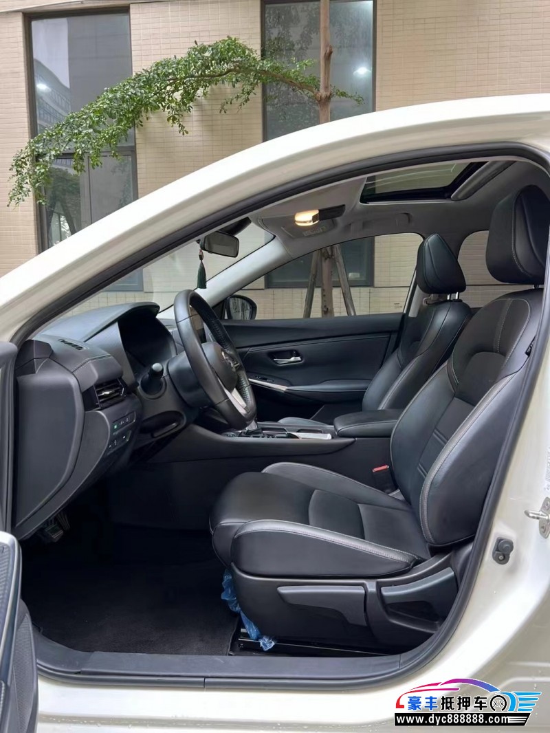 21年日产轩逸轿车抵押车出售