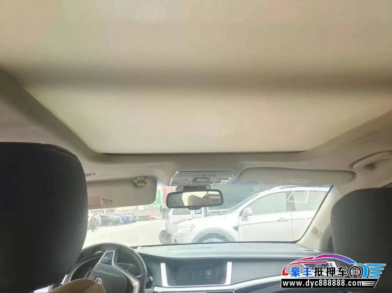 16年吉利帝豪轿车抵押车出售