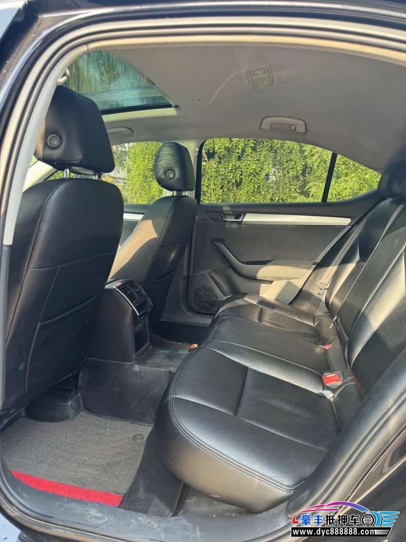 18年斯柯达速派轿车抵押车出售