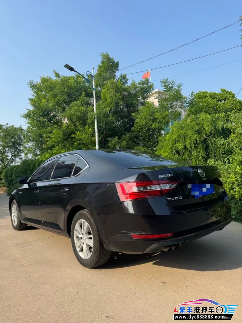 18年斯柯达速派轿车抵押车出售