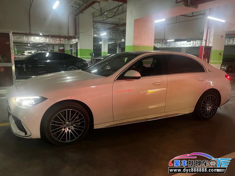 22年奔驰C轿车抵押车出售