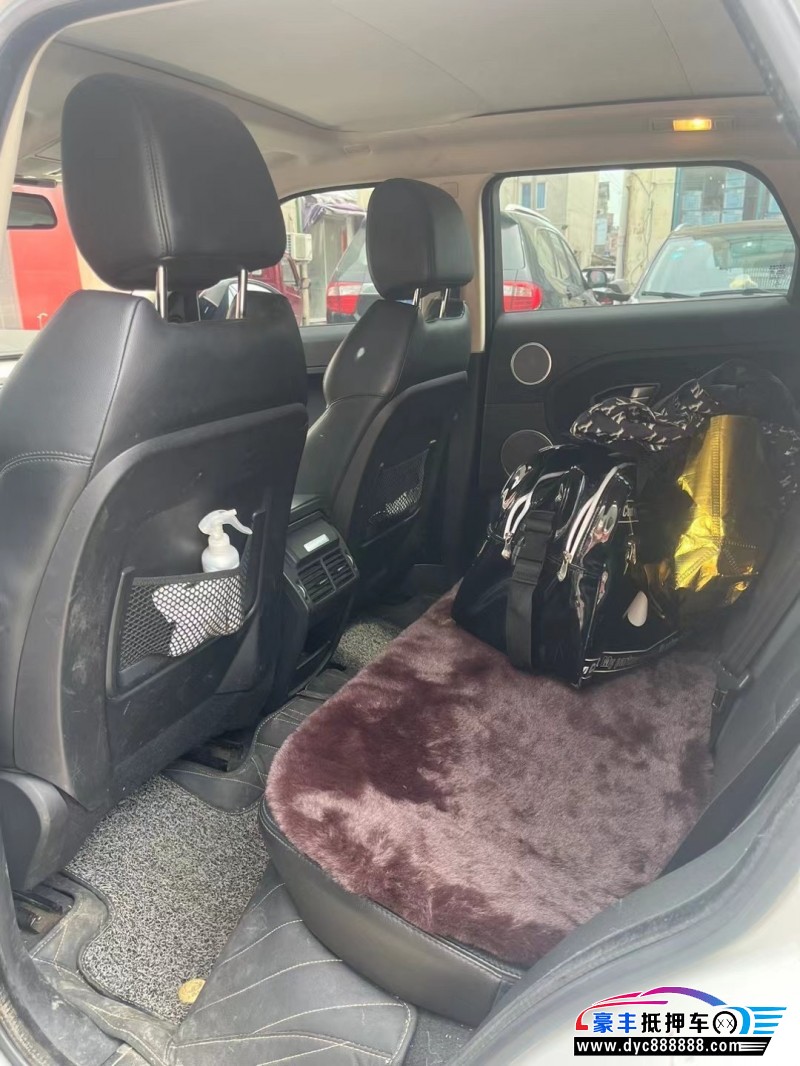 15年路虎揽胜极光SUV抵押车出售