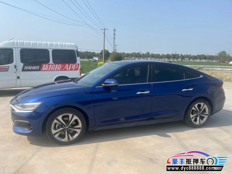 20年现代菲斯塔轿车抵押车出售