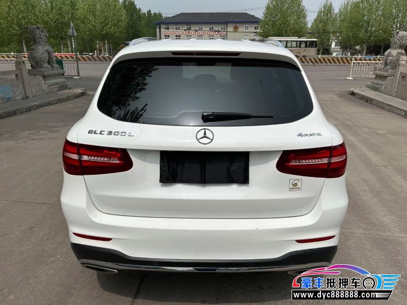 18年奔驰GLCSUV抵押车出售