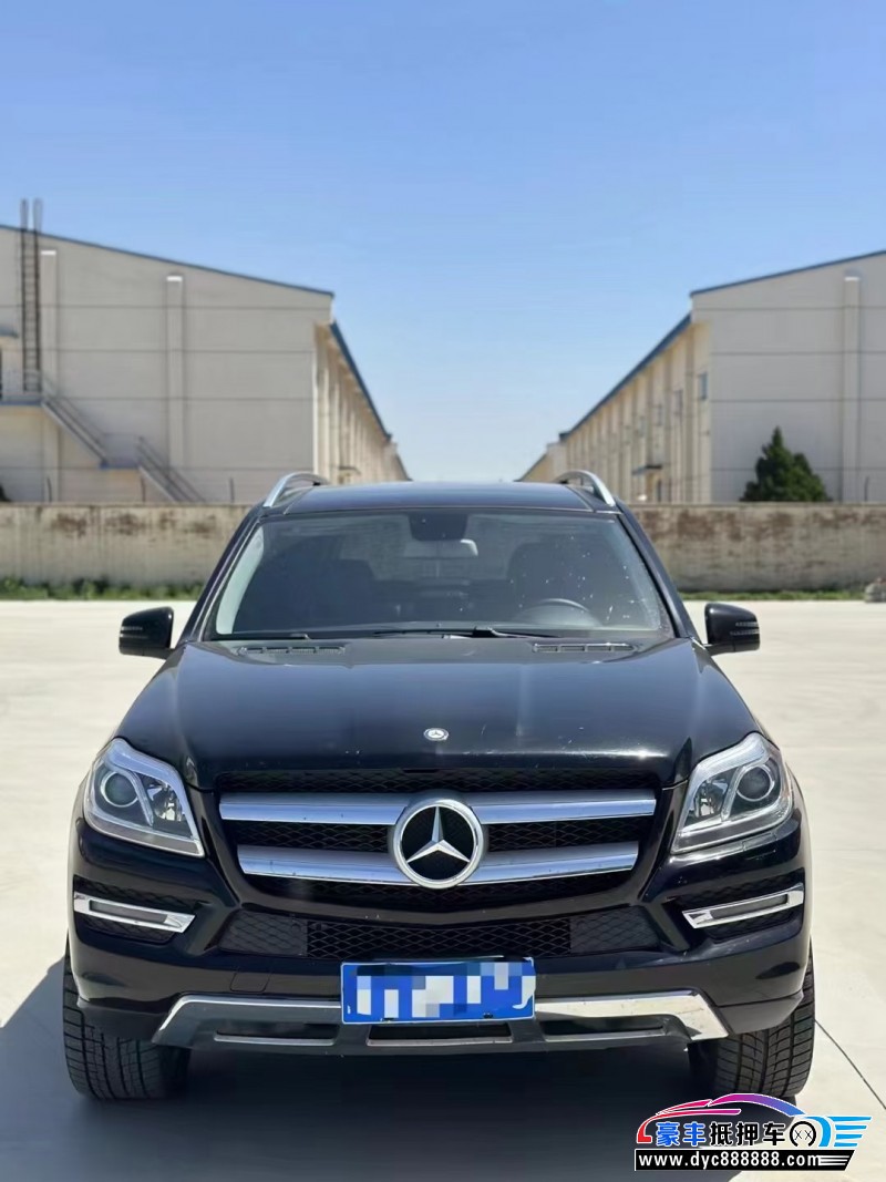 13年奔驰GL轿车抵押车出售