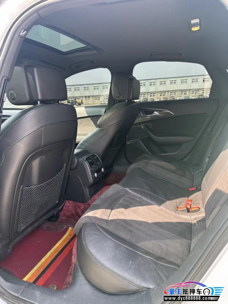 15年奥迪S6轿车抵押车出售